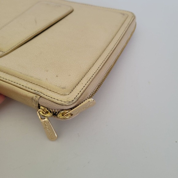 Michael Kors Gold Metalic Zipper Tablet Holder Protective Case 10x8 Ipad Fair - Picture 9 of 9